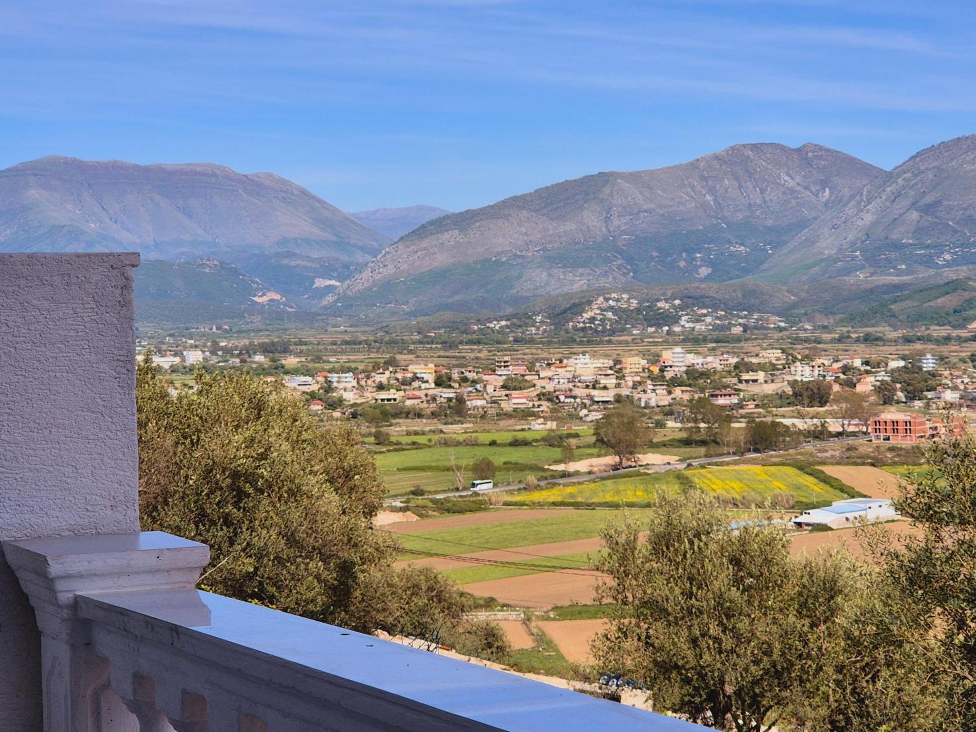 Villa Josana Sarandë エクステリア 写真